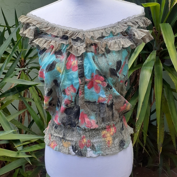 American Rag Cie Tops - American Rag Cie Ruffle Top XS